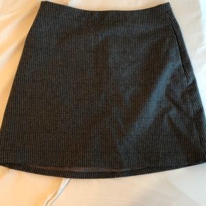 Aritzia mini skirt